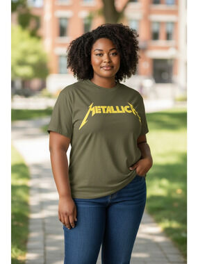 Metallica Spiderweb Graphic T-Shirt Size: Large